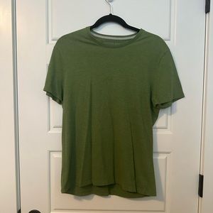 EUC Green Banana Republic T-shirt